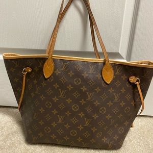 Authentic Loui Vuitton Neverfull Monogram MM tote